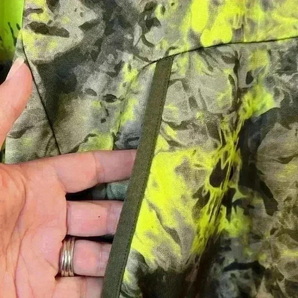 Under Armour sweatshirt - Picture 2 of 7